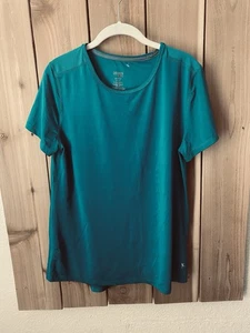 Danskin Now Semi Fitted Green Short Sleeve Top Size L NWOT - Picture 1 of 2