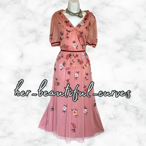 MONSOON PAILLETTEN BLUMEN VERZIERT ANLASS PARTY KLEID GRÖSSE 16 neu mit Etikett - Bild 1 von 8