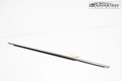 2019-2023 HYUNDAI SANTA FE TM FRONT LEFT SIDE DOOR WINDOW BELT MOLDING TRIM OEM - Image 1 of 4