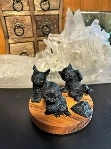 The Power of 3 Mini Protection Scene 3 Black Kitties & a piece of Tourmaline - Picture 1 of 4