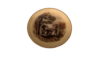 ABORIGINAL SCENE VINTAGE WALL PLATE —ABORIGINES WEAVING A BASKET - Picture 1 of 5