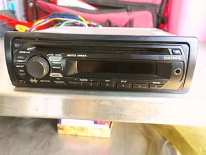 SONY CDX-GT24 CAR RADIO HEAD UNIT CD MP3 PLAYER AUX STEREO - Picture 1 of 5