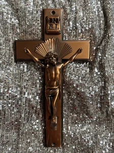 ANTIQUE Crucifix Metal COPPER Wall Hanging INRI Cross Jesus HALLMARK ON BACK 11’ - Picture 1 of 7