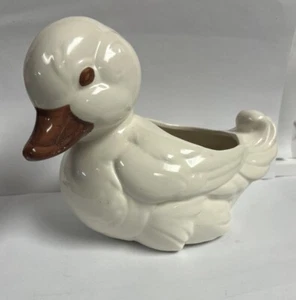 Vtg Duck Ceramic Planter Beige/ brow has a original sticker MR and Made in USA - Picture 1 of 10