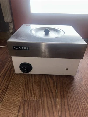 MissCire Hot Wax Pot - Image 1 of 2