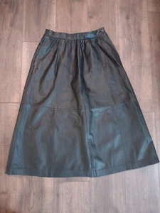 Falda de Cuero Vintage INVESTMENTS 8 Negra Completa Larga Forrada Bolsillos Cintura Elástica - Imagen 1 de 13