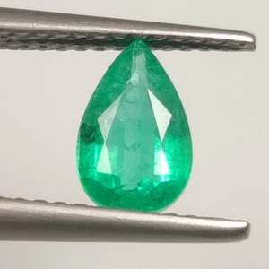 0.82CT - Natural Zambian Emerald Pear Shape Fine Luster Green Gem - 7422 - Picture 1 of 2