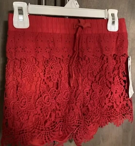 NWT VANILLA STAR GIRLS RED LACE CROCHET STYLE SHORTIE REGULAR RISE SHORTS, SZ 12 - Picture 1 of 5