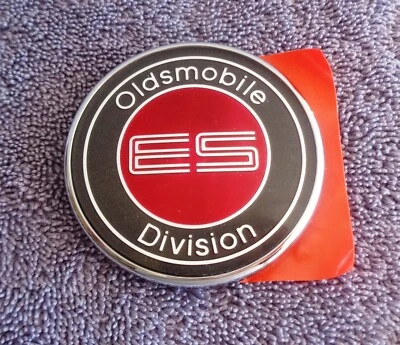 Rare NEW NOS Genuine GM 83-85 Cutlass Ciera ES Hood Ornament Emblem 2.5" - Image 1 of 4