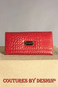 Cartera de cuero St John tejida de cuero rojo brillante con estampado de cocodrilo nueva con etiquetas precio de venta sugerido por el fabricante $300 - Imagen 1 de 4