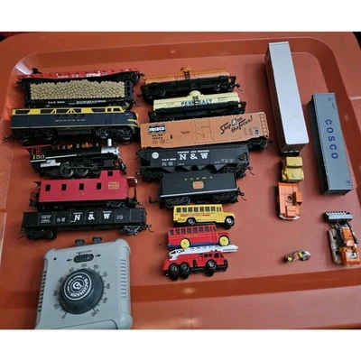 Lote De Colección Escala HO Bachmann Santa Fe Azul Amarillo/150 Motor y Ferrocarril con Extras Foto 1 de 4