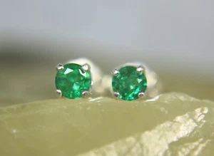 EMERALD - Genuine Bright Green Emerald .925 Sterling Silver Stud Earrings - Picture 1 of 9
