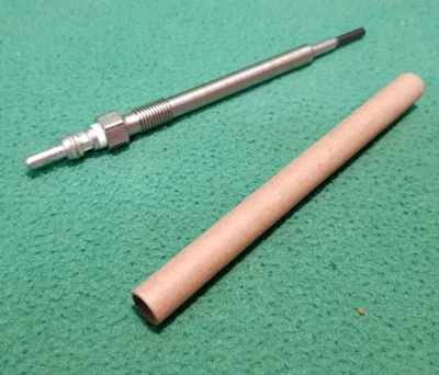 Land Rover Range Rover Jaguar Diesel Glow Plug New Genuine LR013275 - Image 1 of 4