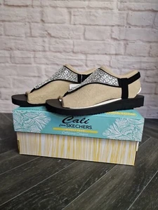 Sandalias de cuña Skechers para mujer meditación correa en T playa espuma Sunmer Reino Unido 4 nuevas #M - Imagen 1 de 4