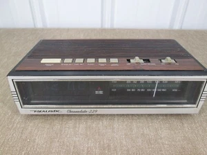 Realistic AM FM Clock Radio Alarm #12-1536 Chronodate-221 Working Auto-Alarm - Picture 1 of 8