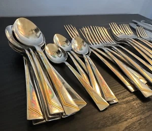 49pc Oneida Community Gold Golden Era Flatware Set Read - Picture 1 of 14
