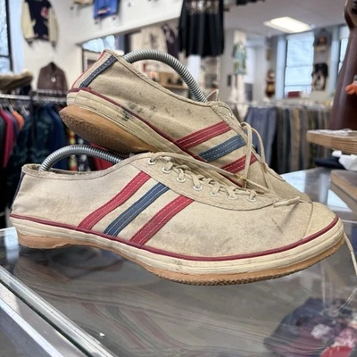 Zapatos de pista Converse vintage años 60 Foto 1 de 4