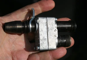 Stewart Warner Speedometer Cable Gear Splitter Adapter - 669 S - 1.000 Ratio - Picture 1 of 11