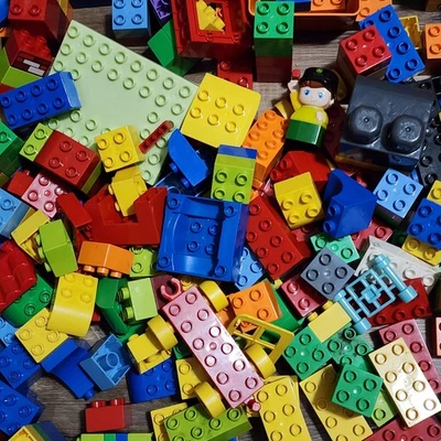 Lego DUPLO Deluxe Starter Set Vehicle & Figure Pieces Brick All Sorts 271 pcs - Image 1 of 4