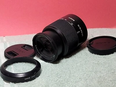 Sony DT 18-70 мм f3.5-5.6 макрообъектив Alpha A держатель с крышками и бленда объектива #1948303 - Изображение 1 из 4