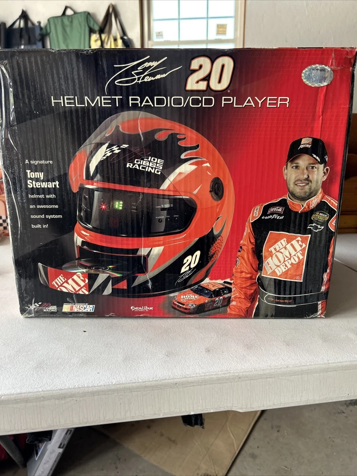 Casco Nascar Radio/Reproductor de CD 20 Tony Stewart Excalibur Electrónica Usado Control Remoto Foto 1 de 4