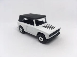 Vintage Lesney Matchbox 18 Custom Superfast Field Car In White. - Picture 1 of 6