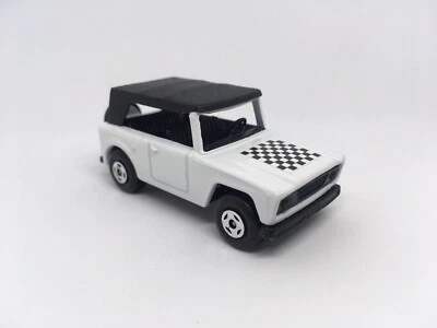 Vintage Lesney Matchbox 18 Custom Superfast Field Car In White. - Image 1 of 4