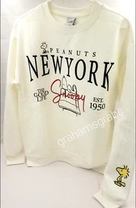 LADIES PEANUTS SNOOPY VINTAGE PORTRAIT NEW YORK SNOOPY & WOODSTOCK SWEATSHIRT - Picture 1 of 7