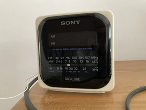 Sony Dream Machine ICF-C120L Digicube Cube Alarm Clock Radio White Vintage 1988 - Picture 1 of 6