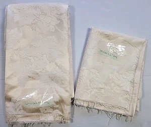 Vtg Off White Damask Sewing Upholstery Craft Fabric Lot Of 2 Read 61x55 & 18x61 - Picture 1 of 24