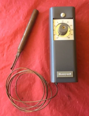 HONEYWELL T657A 1169 Electronic Thermostat / Temperature Controller - Image 1 of 3