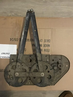 Регулятор окна задней двери Jeep FSJ Wagoneer Cherokee от оригинального производителя чистая прочная оригинальная краска - Изображение 1 из 4