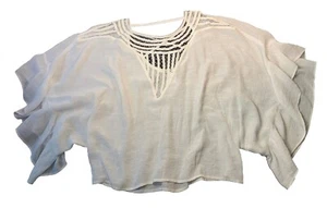 Blusa Blanca XL/1X? Top de mangas con volantes anchos con diseño de malla y bandas recortadas Plus - Imagen 1 de 7