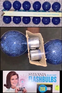 Vintage SYLVANIA M2B Blue Dot FLASH BULBS Camera - Picture 1 of 5