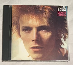 David Bowie Cd Space Oddity EMI 1990 Includes Foldout Lyrics Booklet - Picture 1 of 1
