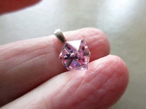VINTAGE RETRO SILVER TONE PRETTY PINK CRYSTAL CUBE BOX FOB CHARM DOLLS PENDANT - Picture 1 of 4