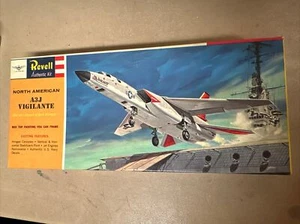 Revell H-165 scala 1/82 A3J Vigilante (RA-5) 1961 scatola incorniciata art - Foto 1 di 8