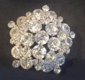 Vintage Large Flashy Sparkling Ice Rhinestone Dome Brooch Pin Runway - Picture 1 of 1