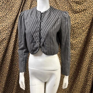 70er Jahre Puff Schulter Cropped Blazer Jacke grau gestreift Wolloptik Gr. XS-S - Bild 1 von 14