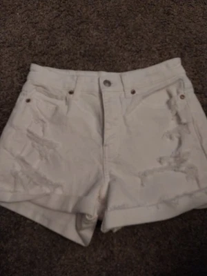 American Eagle Distressed White Mom Shorts Size 0 - Image 1 of 2