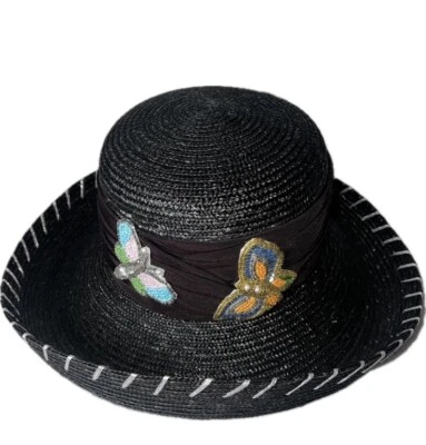 Whittall & Shon黑色稻草串珠蝴蝶肯塔基德比教堂帽子 — 第 1/4 张图片