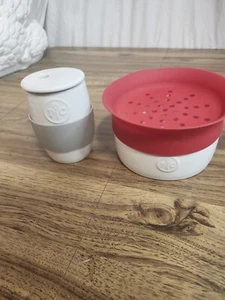 Lot Of Pampered Chef 18b And 20b Egg Cooker Muffin Cooker And Bowl With Strainer - Picture 1 of 7