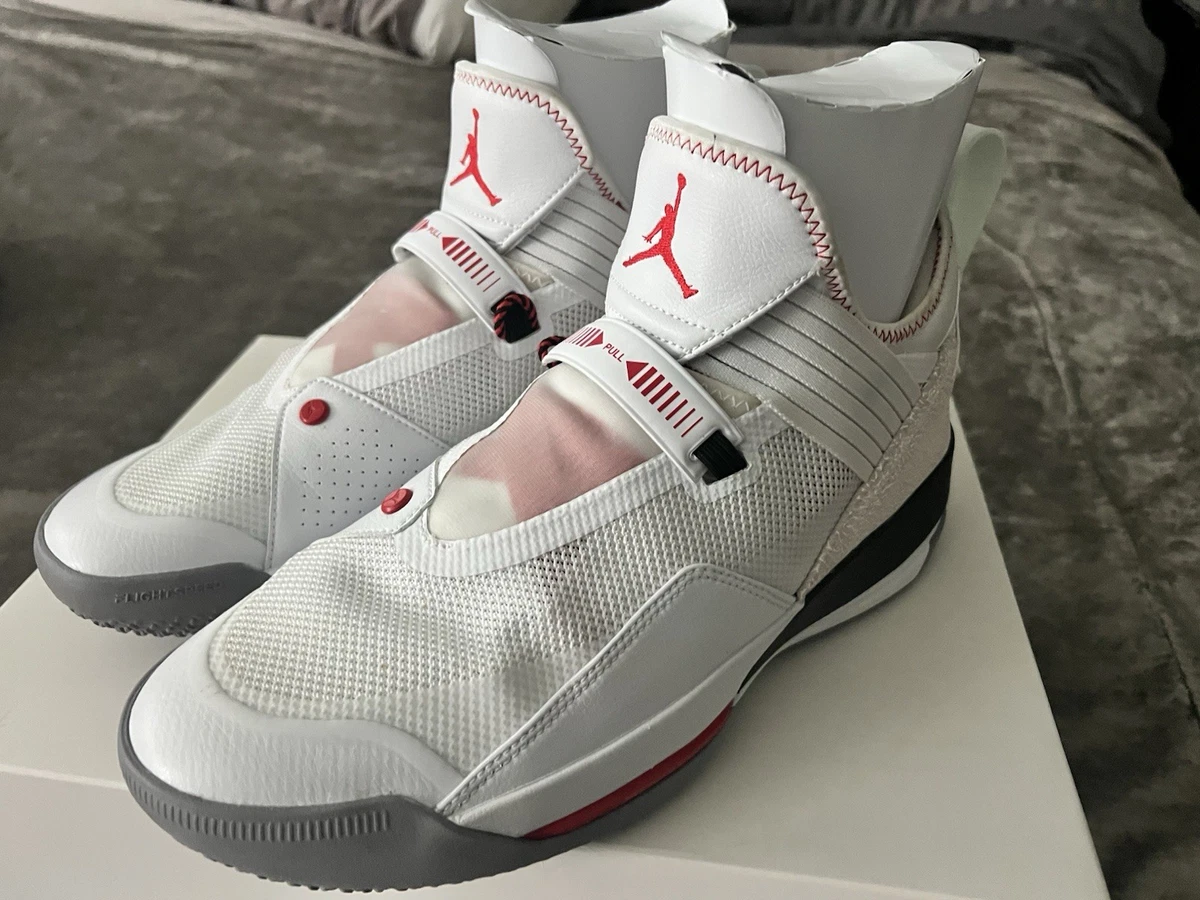 Jordan 33 SE Low White Cement for Sale | Authenticity Guaranteed