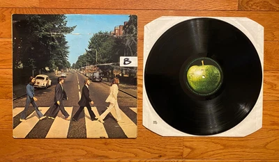 The Beatles - Abbey Road LP Apple Records PCS 7088 1969 UK Pressing - Image 1 of 4