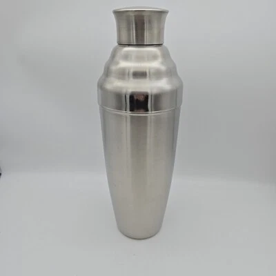 Coctelera OGGI Jumbo Acero Inoxidable Fiesta 60oz 1.75ltr Capacidad con Caja Foto 1 de 4