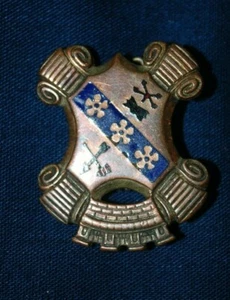 DUI, 8th Infantry Regiment, German Made - Picture 1 of 2