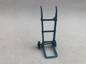 Dinky Toys 107a Sack Truck Sack Barrow Luggage Trolley Blue Very Good Condition - Picture 1 of 7