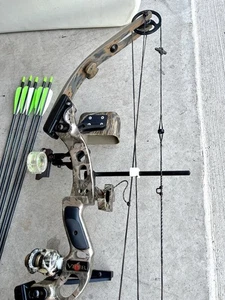 Hoyt Viper Redline 60-70# 28-29” Sight Stabilizer Arrows Drop Rest Loaded RH - Picture 1 of 10
