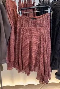 ZARA BNWT 2025. BURGUNDY VISCOSE PRINTED LONG SKIRT. 6895/292/330 - Picture 1 of 7