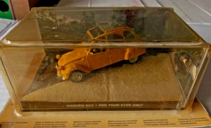 DEAGERSTINI   JAMES BOND 007 CITROEN 2CV FOR YOUR EYES  ONLY BOXED NEW - Picture 1 of 3